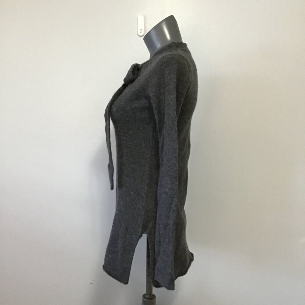 Viridis Luxe Cashmere Blend V-Neck Sweater with Neck Tie Size M - Picture 8 of 12